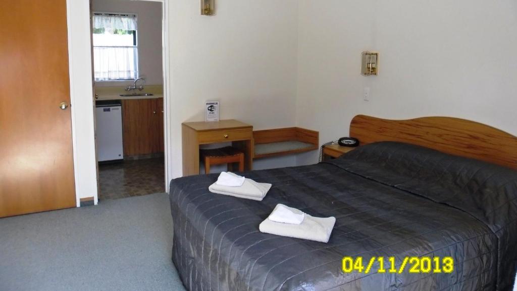 Chloe'S Motor Inn Hamilton Ruang foto