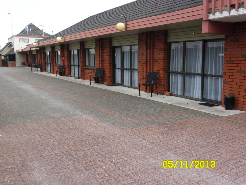 Chloe'S Motor Inn Hamilton Bagian luar foto